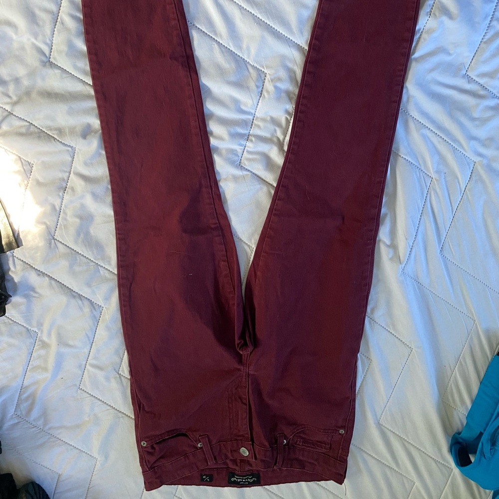 Lucky brand maroon skinny jeans 6